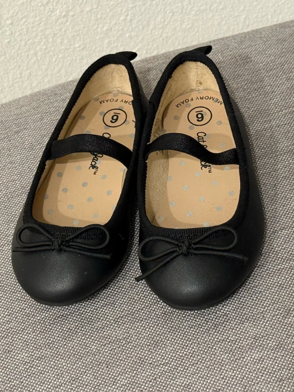 Like New! Girls Black Mary Jane Ballet Flats - Size 6